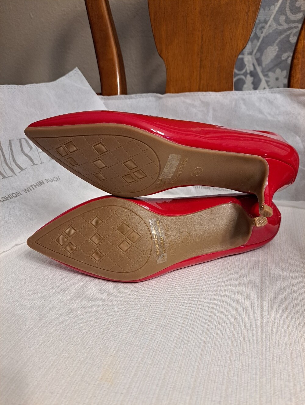Red Patent Pointed Toe Kitten Heel - Picture 4 of 10